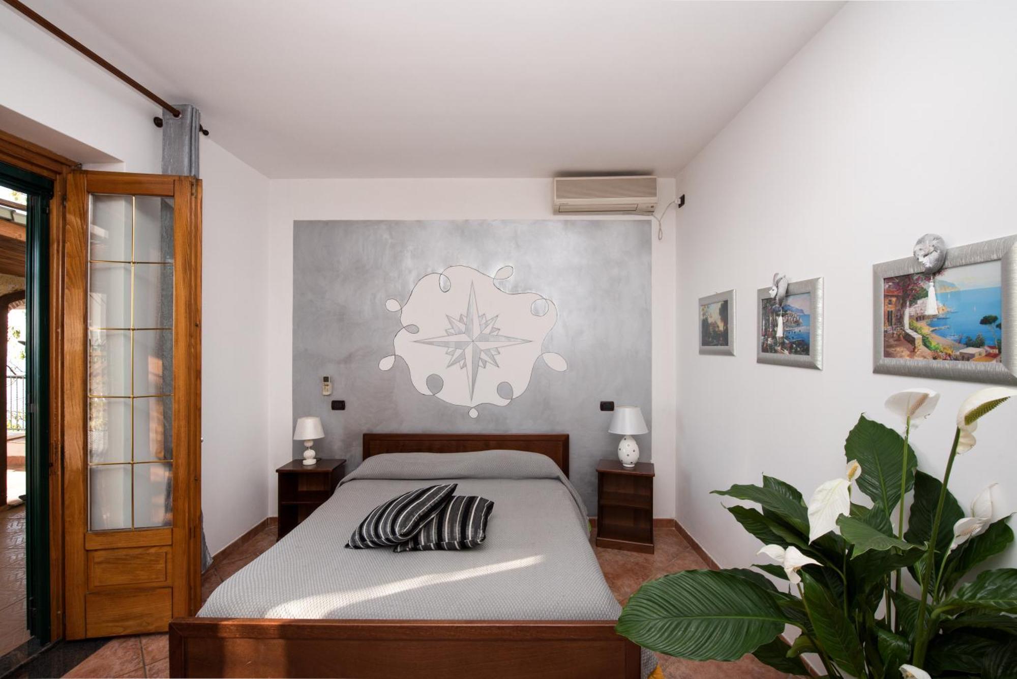 Bed and Breakfast H.H.Le Palme Amalfi Exterior foto