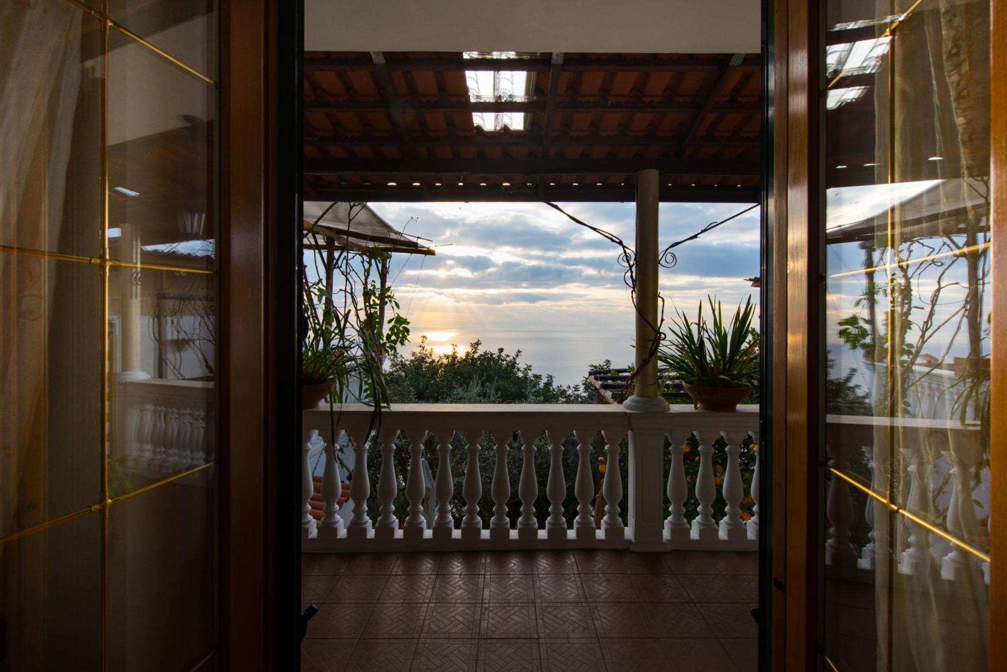 Bed and Breakfast H.H.Le Palme Amalfi Exterior foto