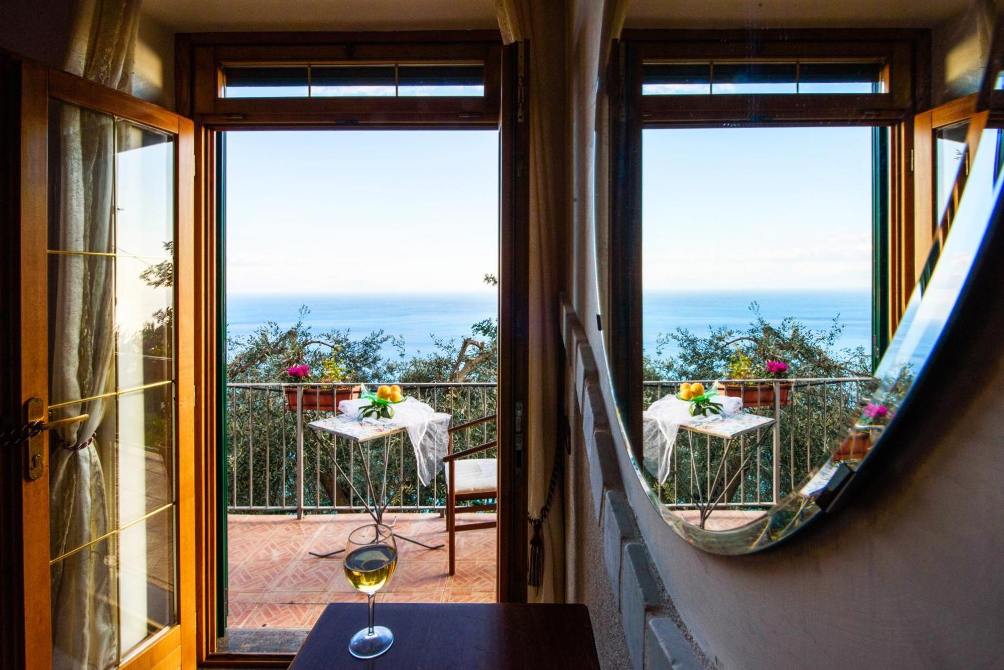 Bed and Breakfast H.H.Le Palme Amalfi Exterior foto