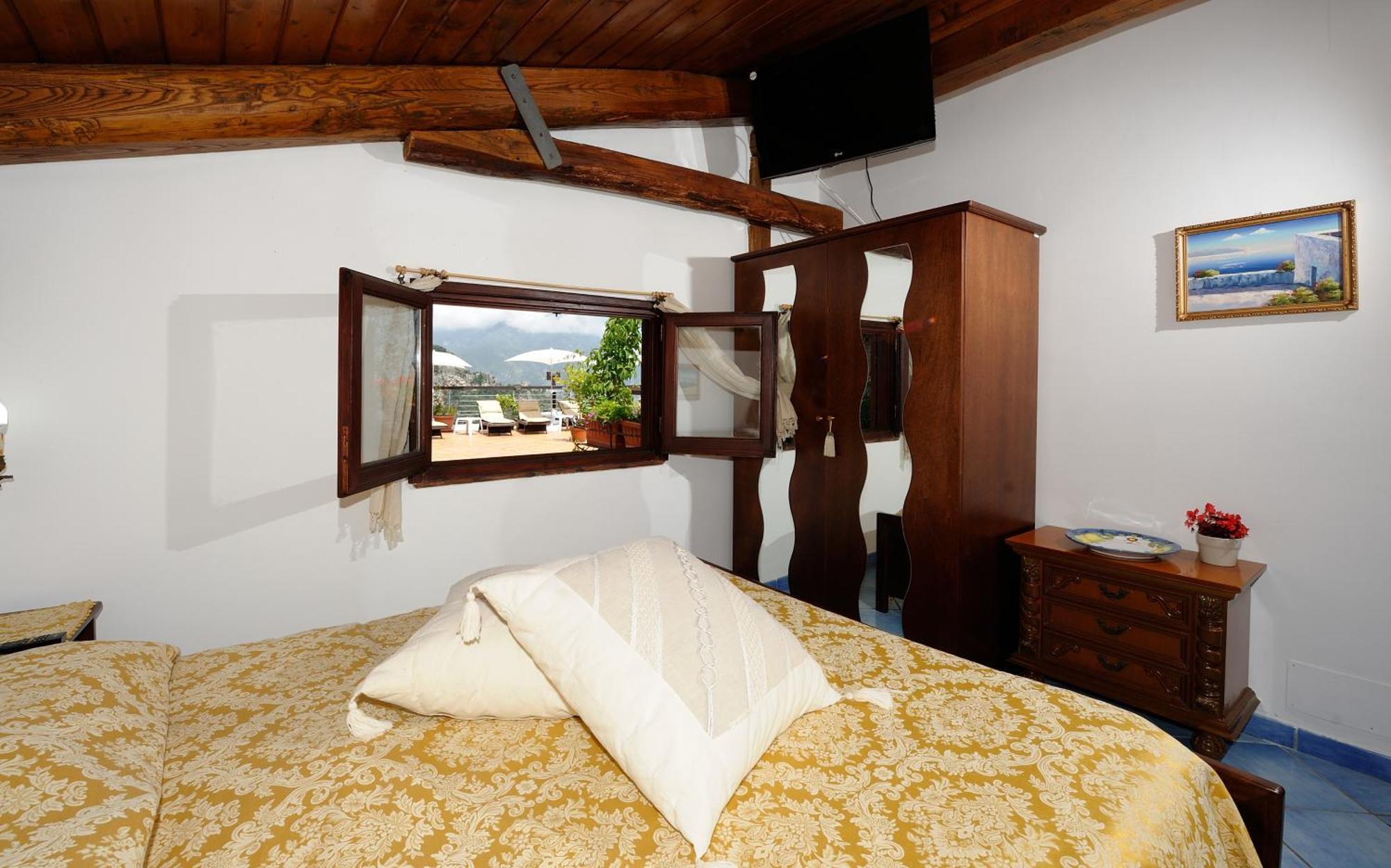 Bed and Breakfast H.H.Le Palme Amalfi Exterior foto