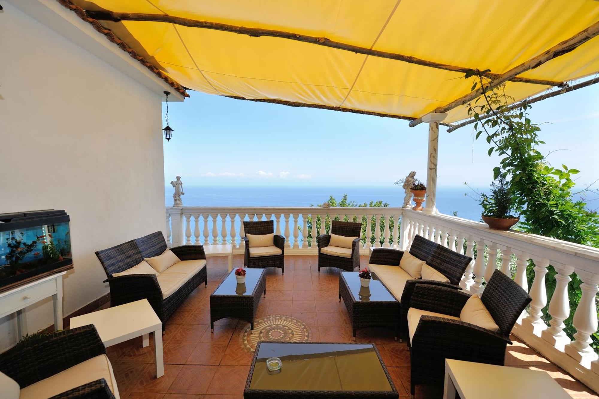 Bed and Breakfast H.H.Le Palme Amalfi Exterior foto